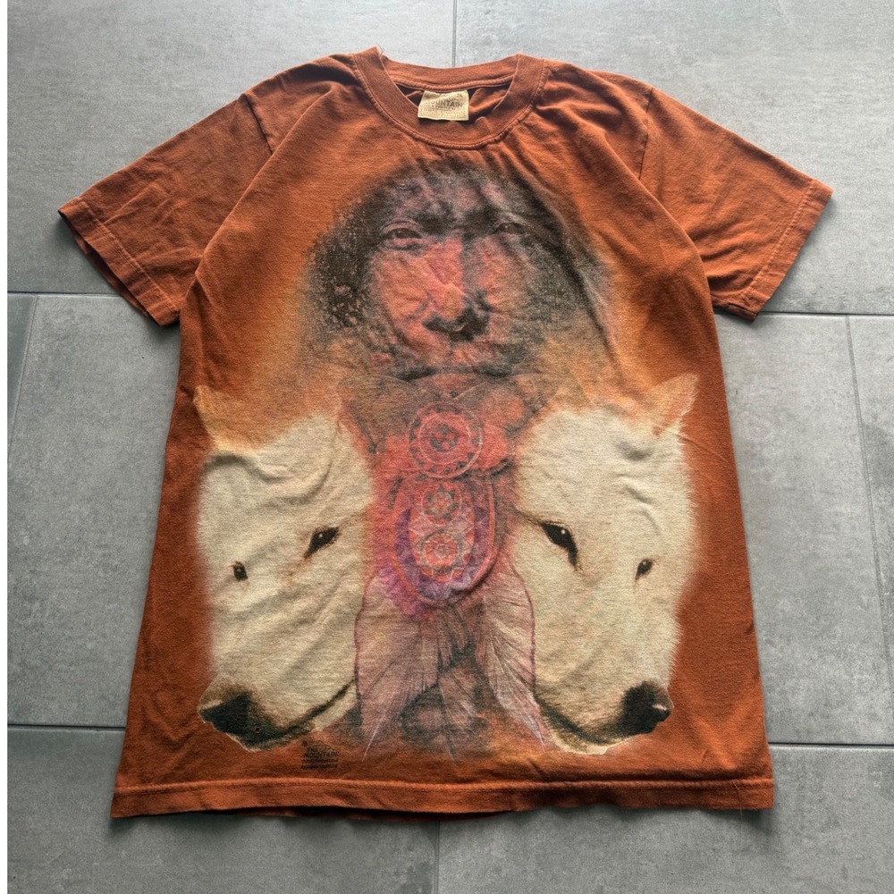 Vintage 2002 The Mountain Native American White Wolf T-Shirt Orange Mens M USA